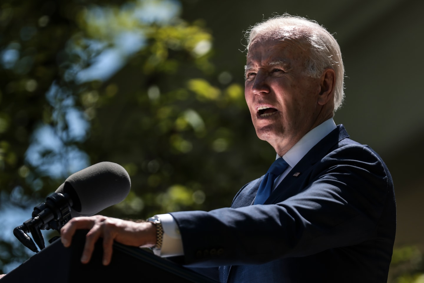 Low-income earners to get high-speed Internet for $30 under new Biden program