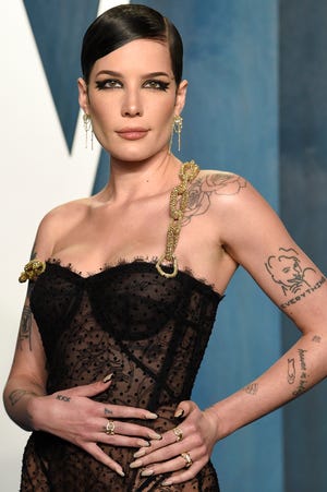 Halsey arrives at the Vanity Fair Oscar Party on Sunday, March 27, 2022, at the Wallis Annenberg Center for the Performing Arts in Beverly Hills, California.