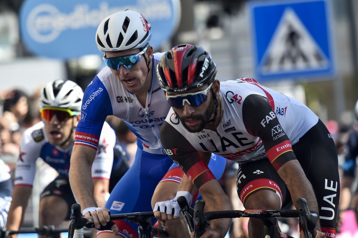 Gaviria lashes out at 's**t bike' after Giro d'Italia sprint miss