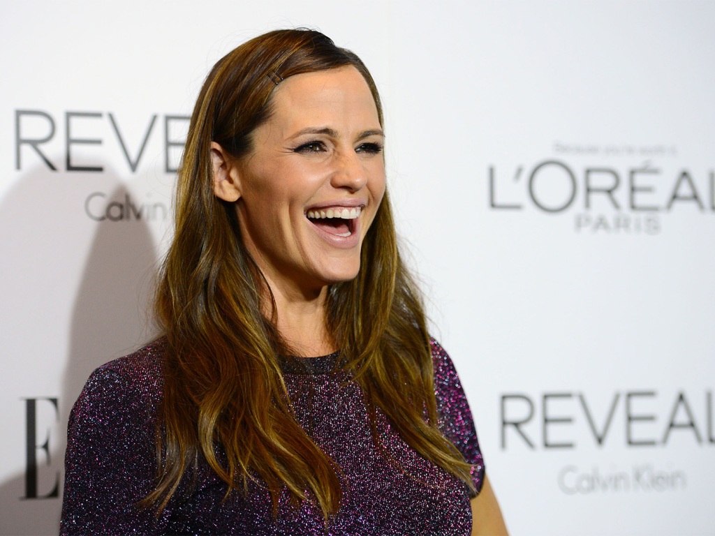 Jennifer Garner & Jennifer Lopez's Daughter Reportedly Share a Hobby – SheKnows