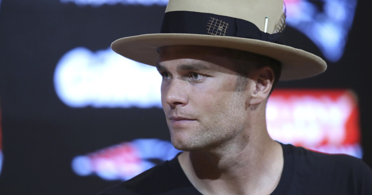 NFL players turned broadcasters have warnings for Tom Brady