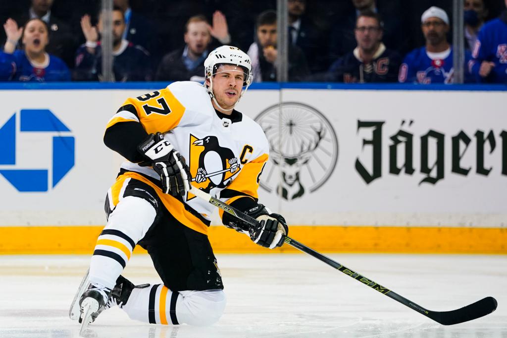 Sidney Crosby forced from Game 5 after high hit