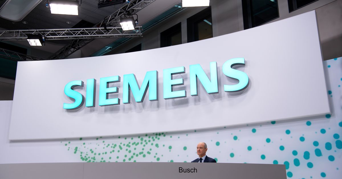 Siemens to leave Russia due to Ukraine war, take hefty charge